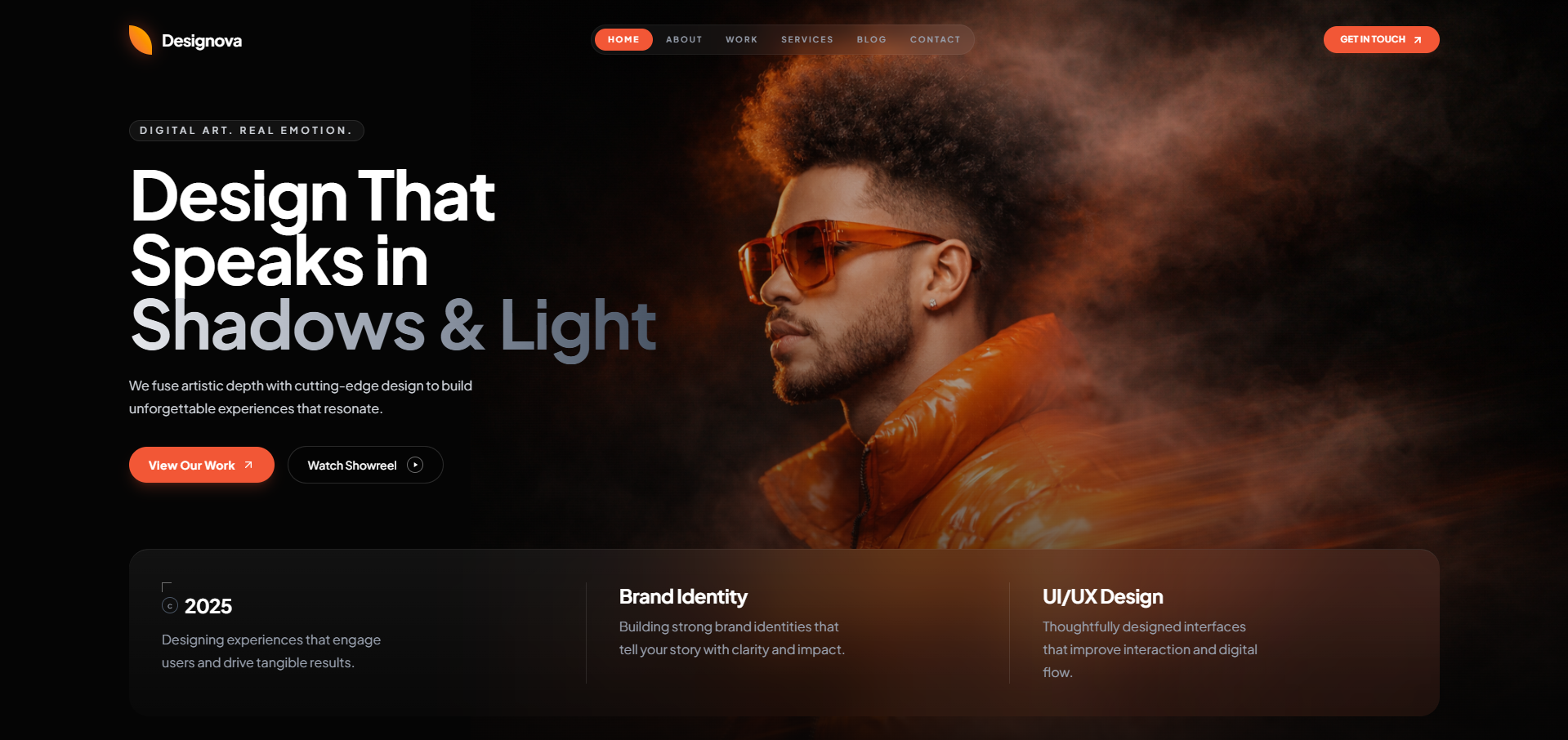 Designova Reduced Gradient Hero - Free React component preview